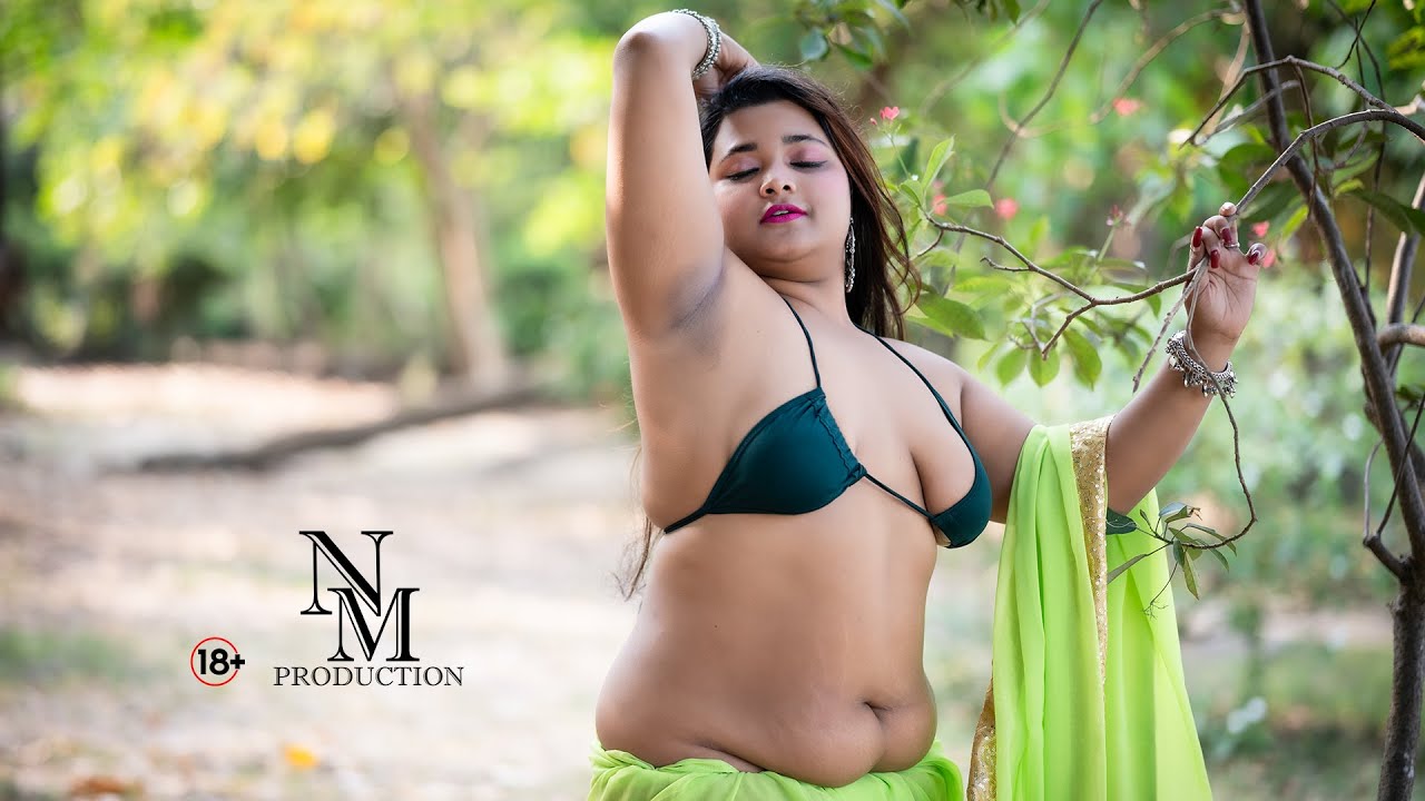 Bong Beauty Outdoor Hot nd Bold Saree Video || PRIYA || Cinematic Look  || NM Production