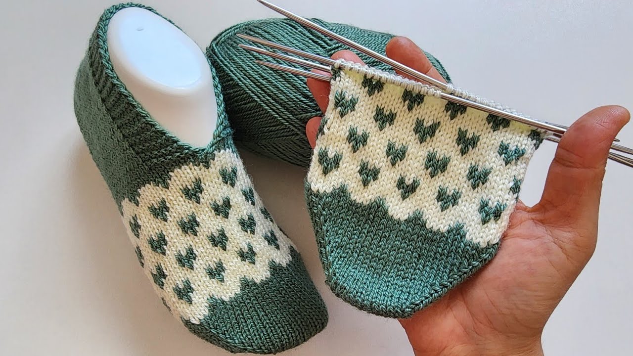 booties model