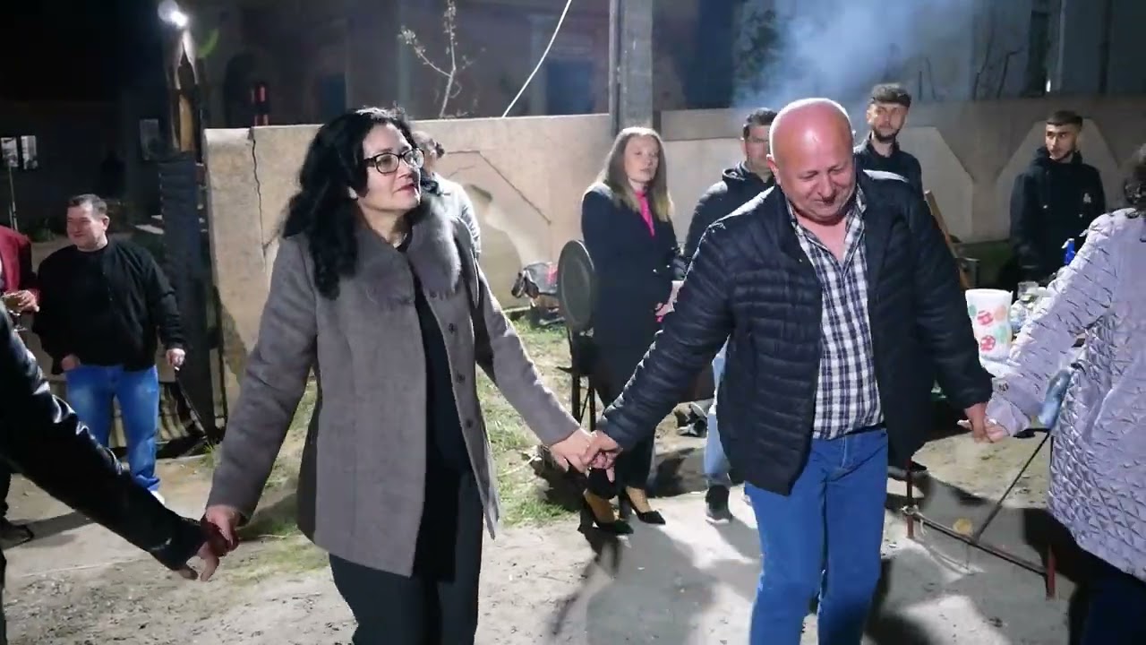 Botez Ionut Gabriel - Lorena Elena Potarca - colaj hore si sarbe #5