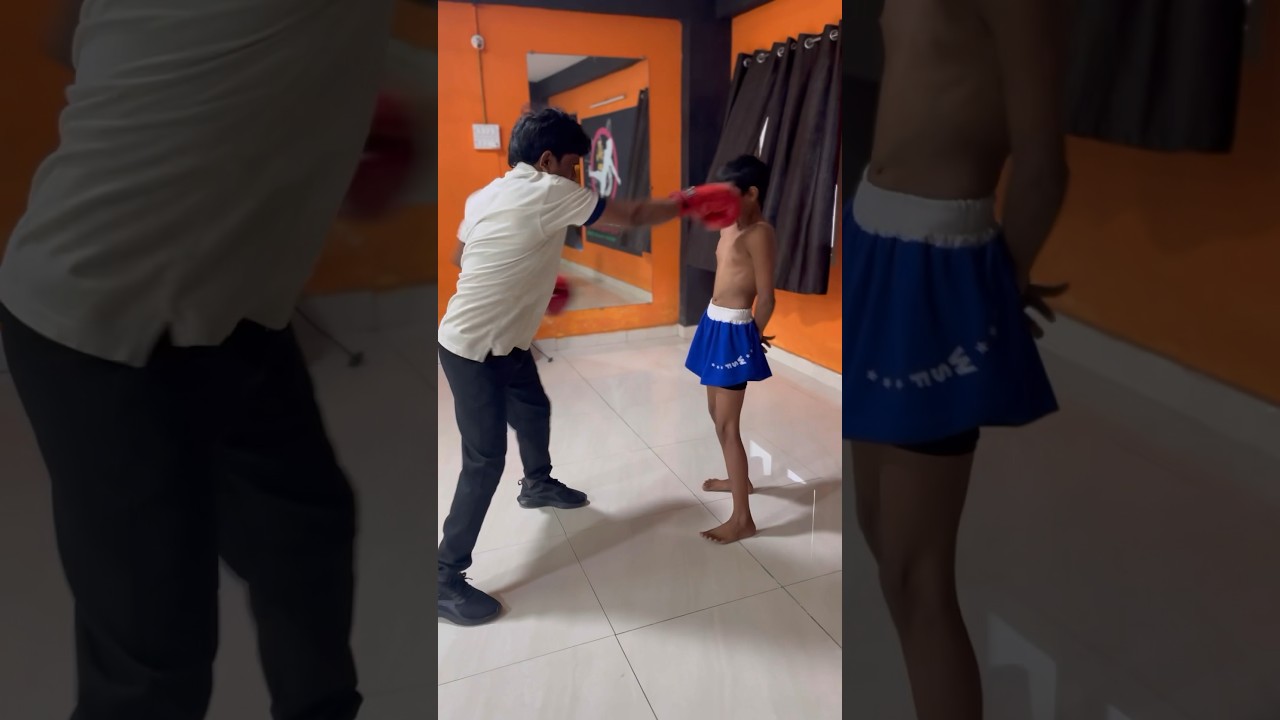 Boxing body shots!  kids SMS ACADEMY