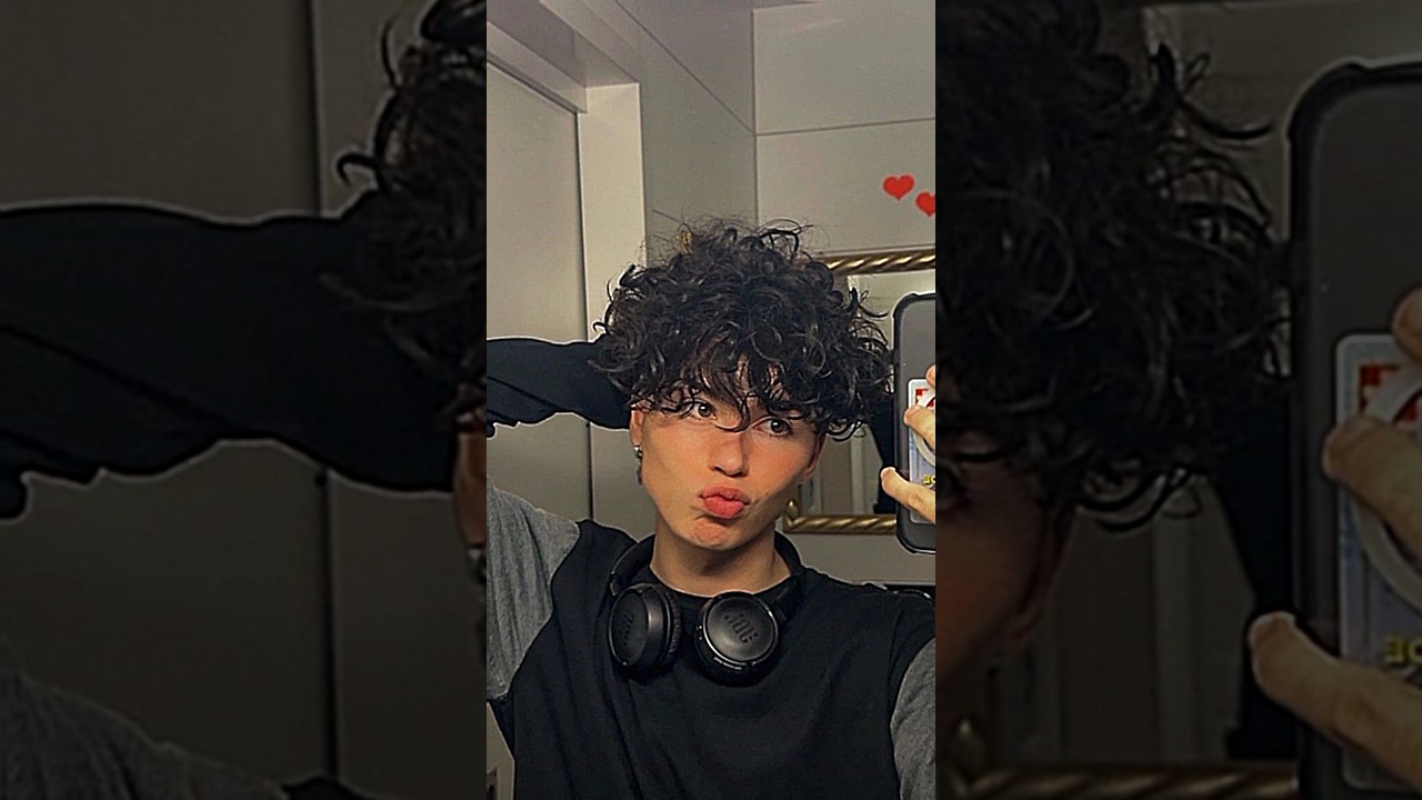 Boys with curly hair hit different  😩🥵🥶🔥#shorts #cuteboy #curlyhair #tiktok aesthetic #viral #korean
