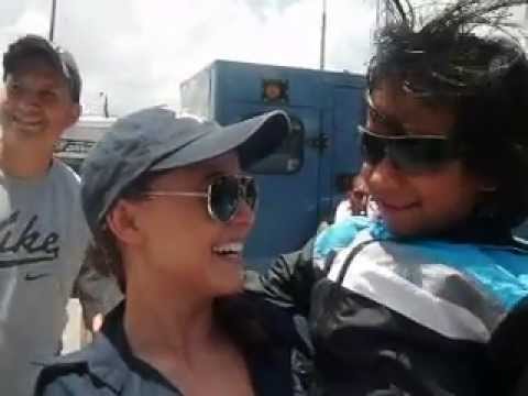 BRAYAN GIBRAN MATEO CON LA CHICA DE JOVENAAAAAAZOOO!!