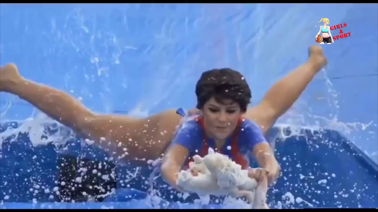 Brazilian Water Slide Gameshow - Drowning goose