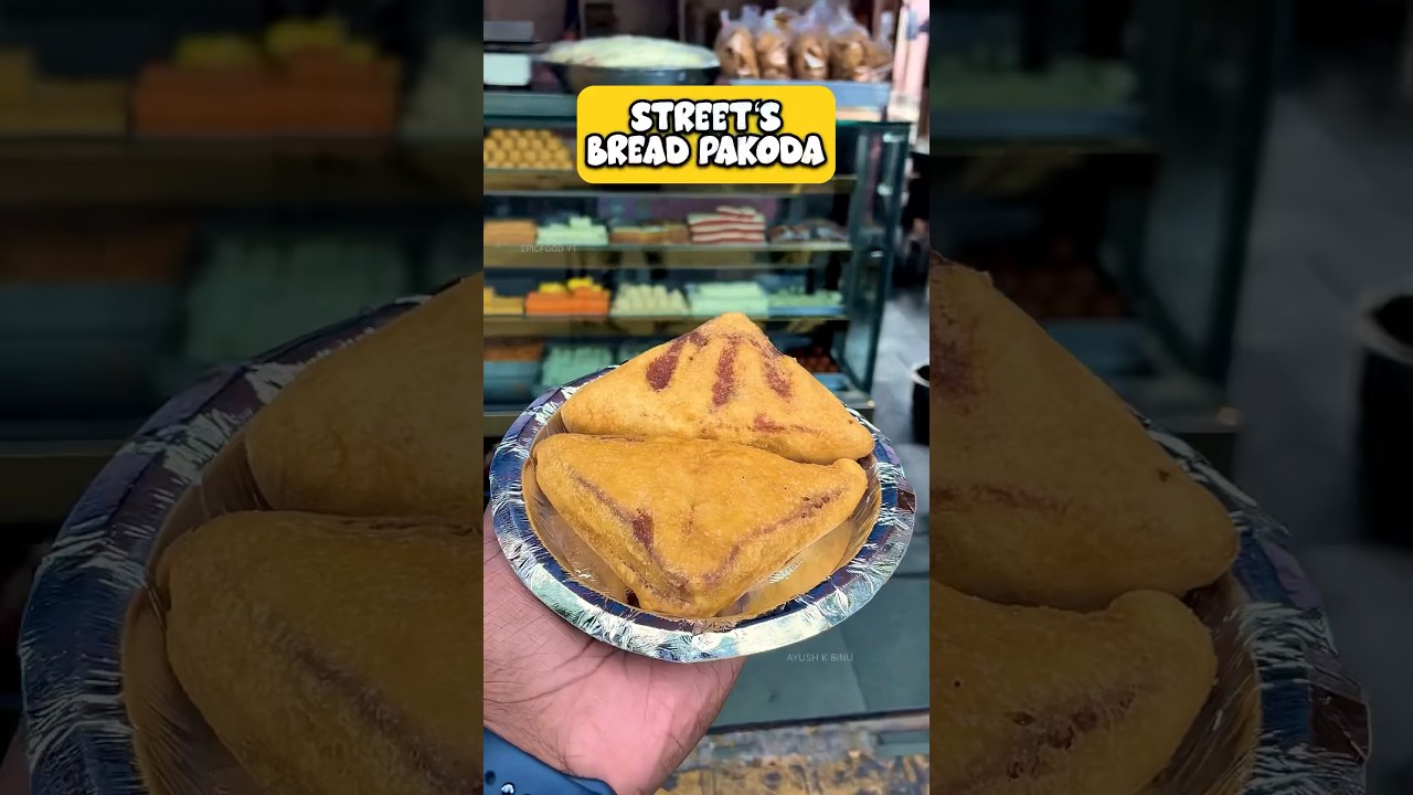 BREAD PAKODA 🫔 : STREET VS HALDIRAM #breadpakoda #streetfood #pakoda #haldiram #shorts