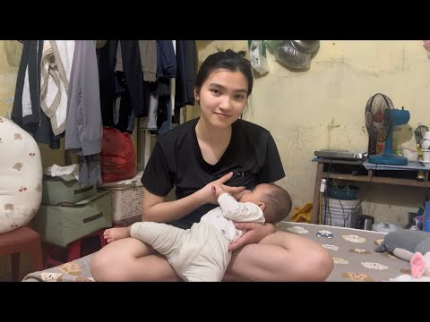 Breastfeeding - Single Mother (homeless life, breastfeeding on time)