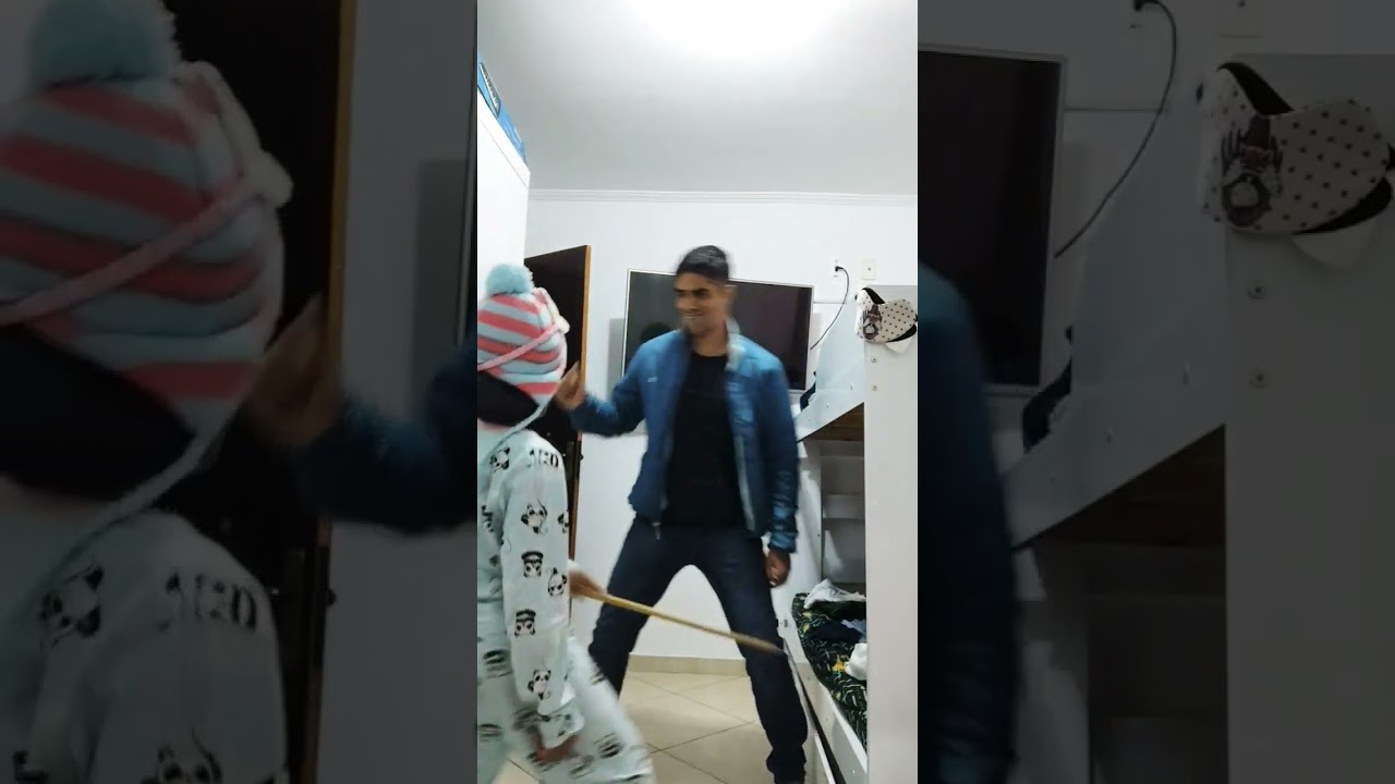 Brincando de lutinha com meu pai 💝