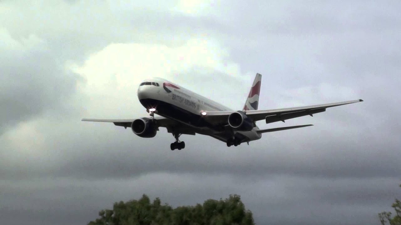 British Airways Boeing 767-300 G-BZHB Landing London Heathrow 27L