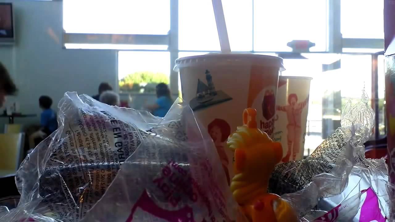 [Brony Cringe] Brony unboxing McDonald's MLP happy meal toys in a public McDonald's