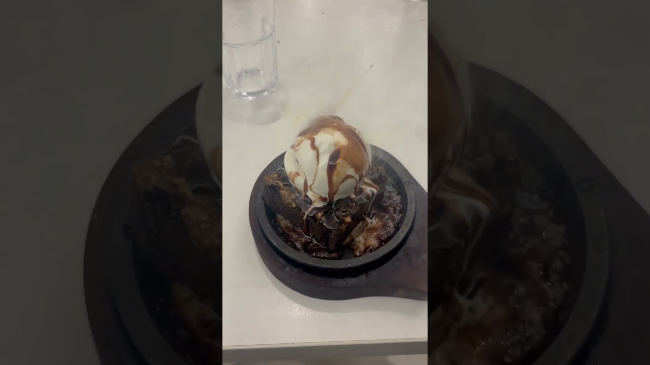 Browner with Ice cream🍫.                                #chocolatebrownie #brownielovers