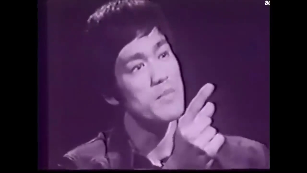 Bruce Lee ( lee jun fan )