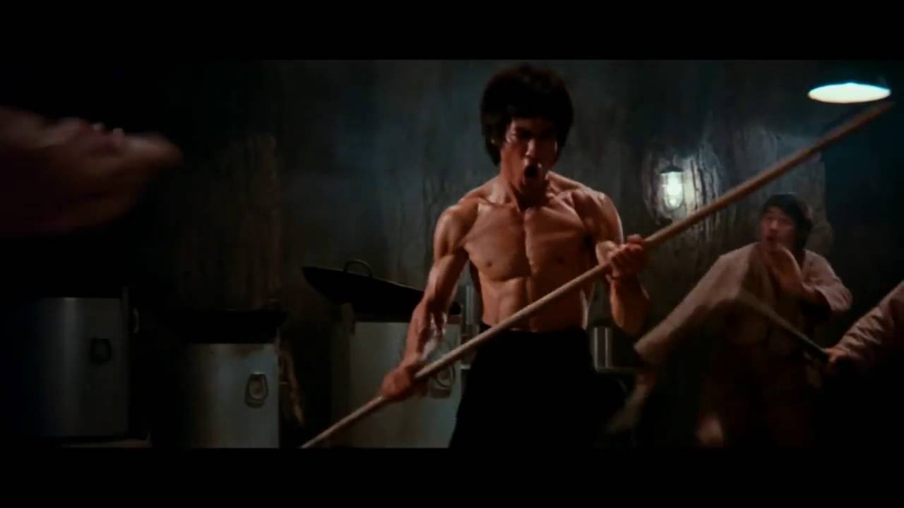 Bruce Lee-Hayat kurtaran kavgasi(MUHTESEM)