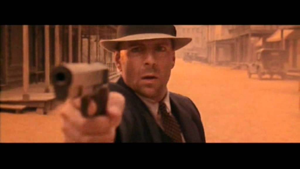BRUCE WILLIS 