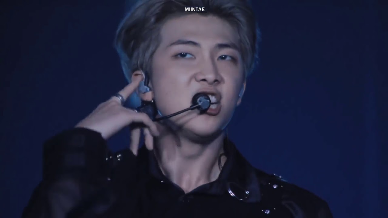 BTS FAKE LOVE  (Japanese version)  Live Video