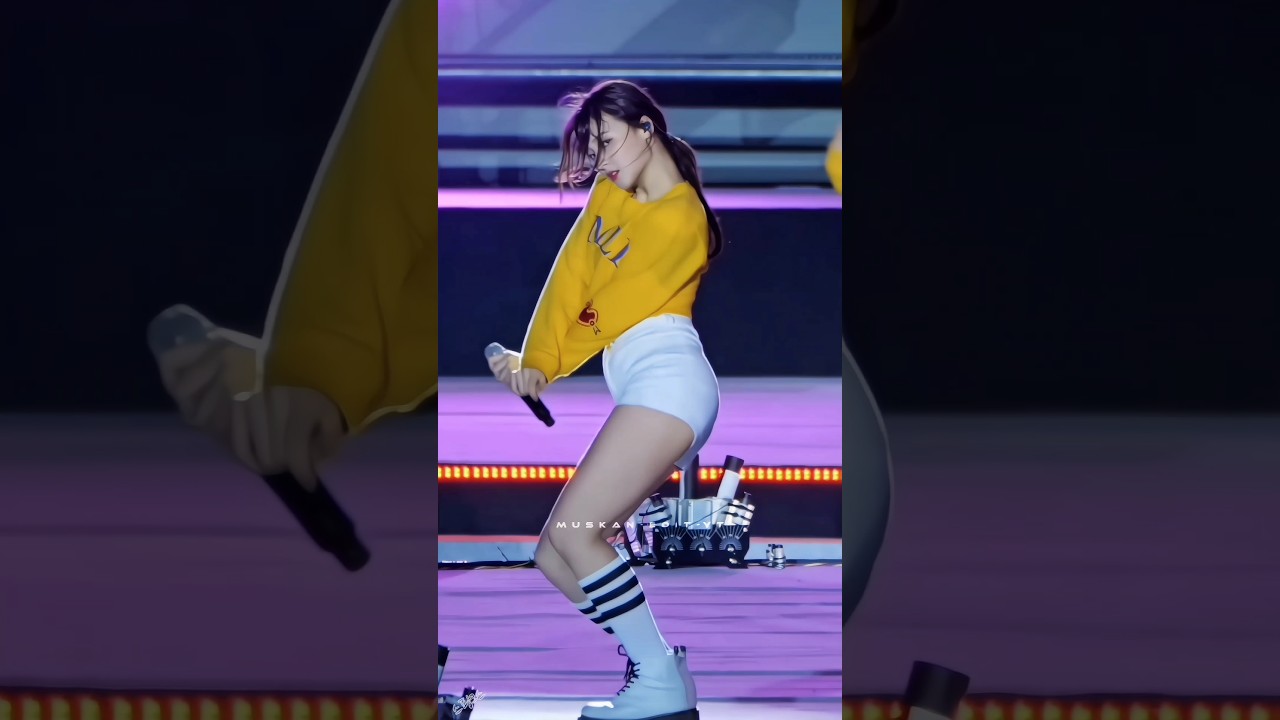 BTS V x Nancy momoland whatsApp status | Muskan edit Yt |#kimtaehyung#shorts#ytshorts#viralvideo#bts
