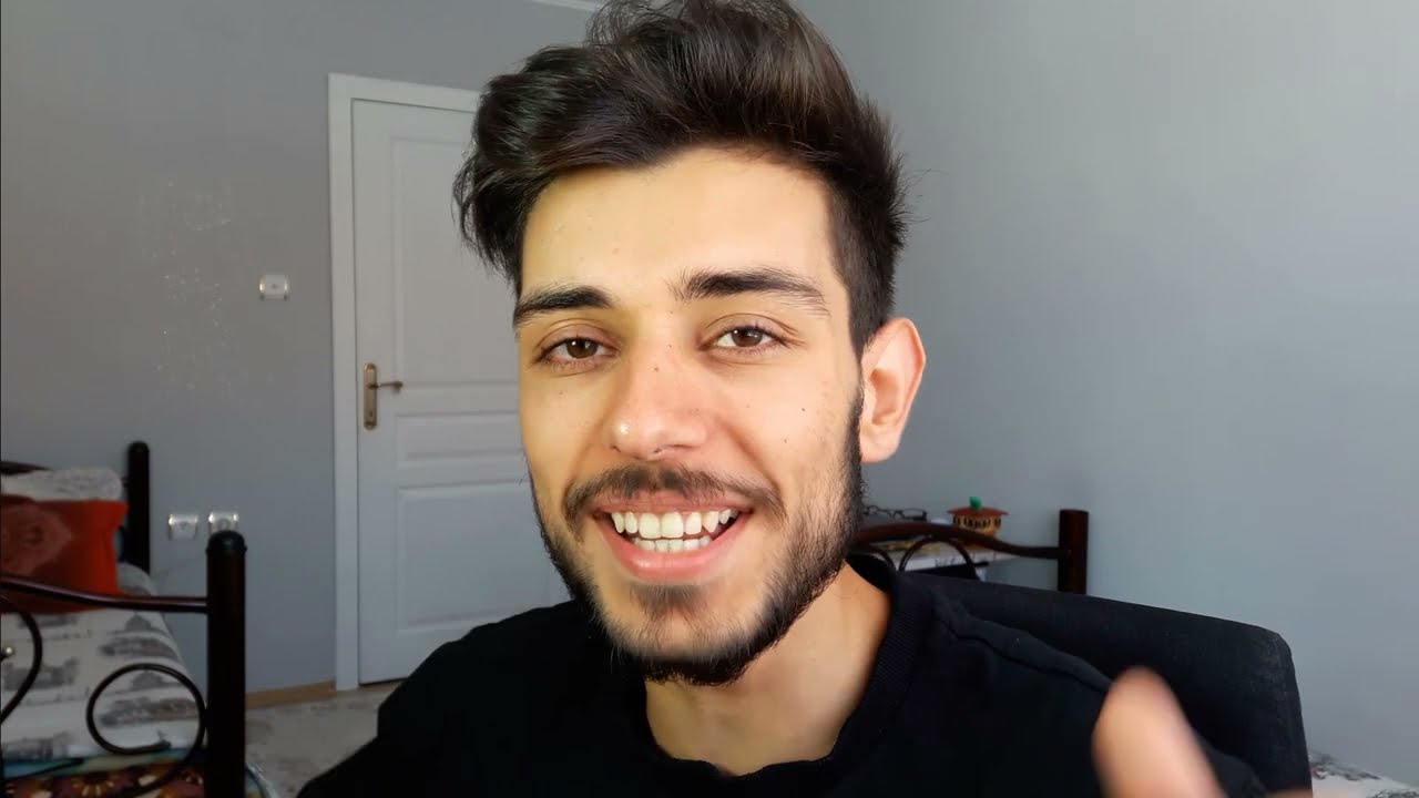 Bu Kız Canlı Yayını Kapatmayı Unuttu!