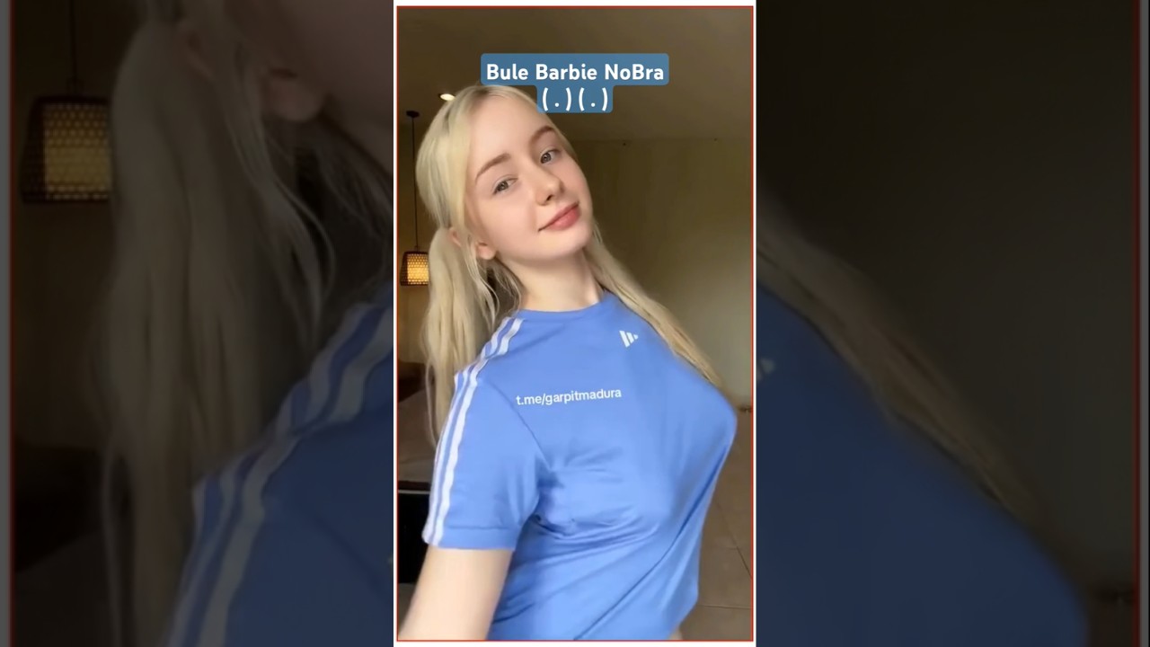 Bule Barbie No Bra #bulebarbie #nobra #germanygirl #shorts