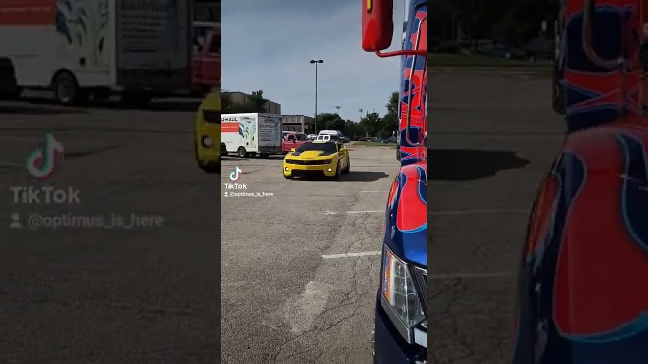 Bumblebee reunites with Optimus Prime!! 💛💙💪🤙