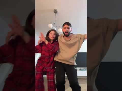 Burak Bulut ve Eda Sakız - Milletin Ağzında Olduk Reklam