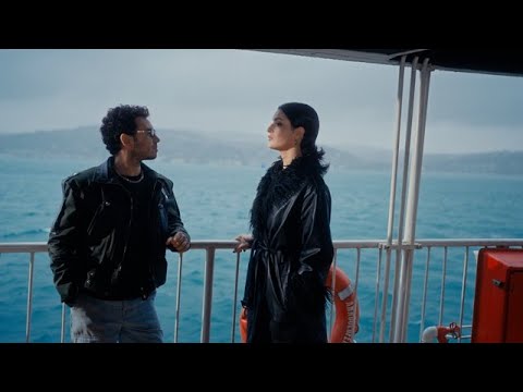Buray & Sena Şahin - İstanbul Bile (Official Music Video)