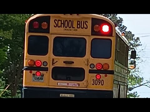 Bus 3090-2010 Bluebird Vision with the Cummins 6.7L ISB Turbo Diesel engine compilation