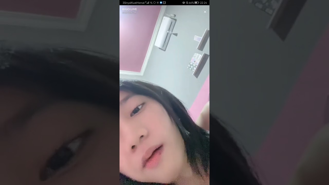 calcaahh calcaa slim cute girl casual  on afternoon