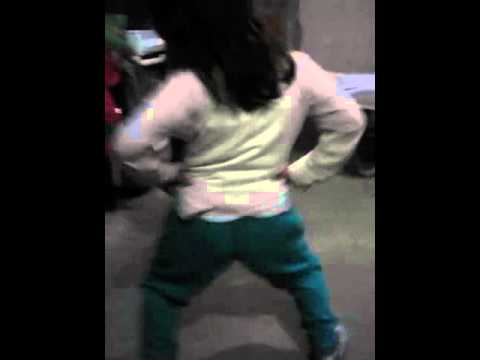Candy perreo bailando turra
