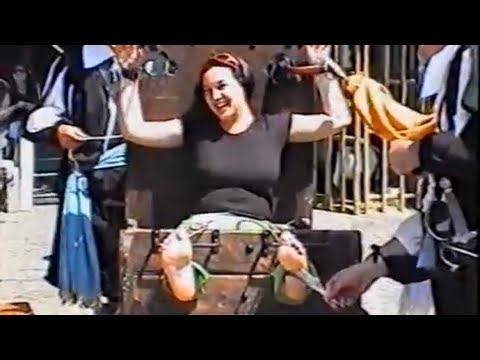 Canelli Tickling 44
