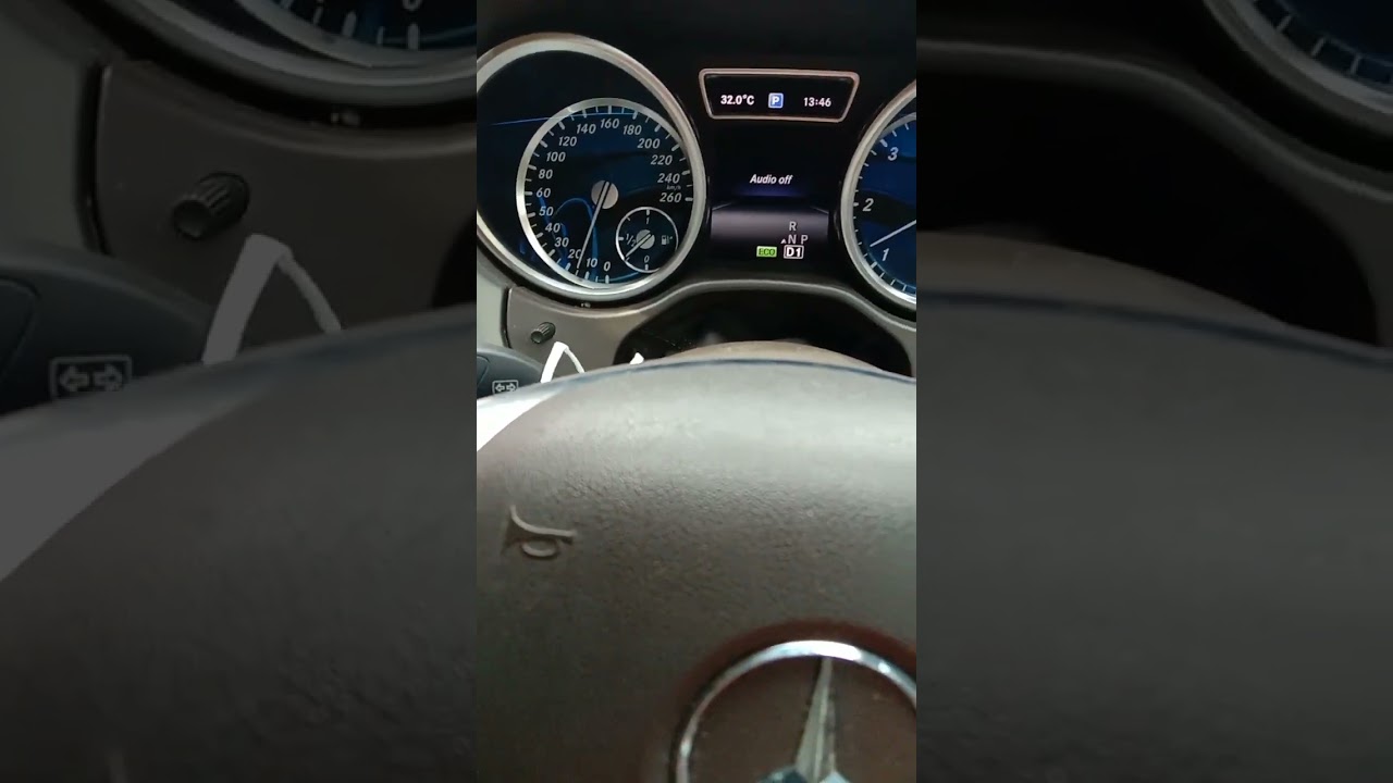 Cara menjalankan Mobil Mercy ML 250 CDI Metik