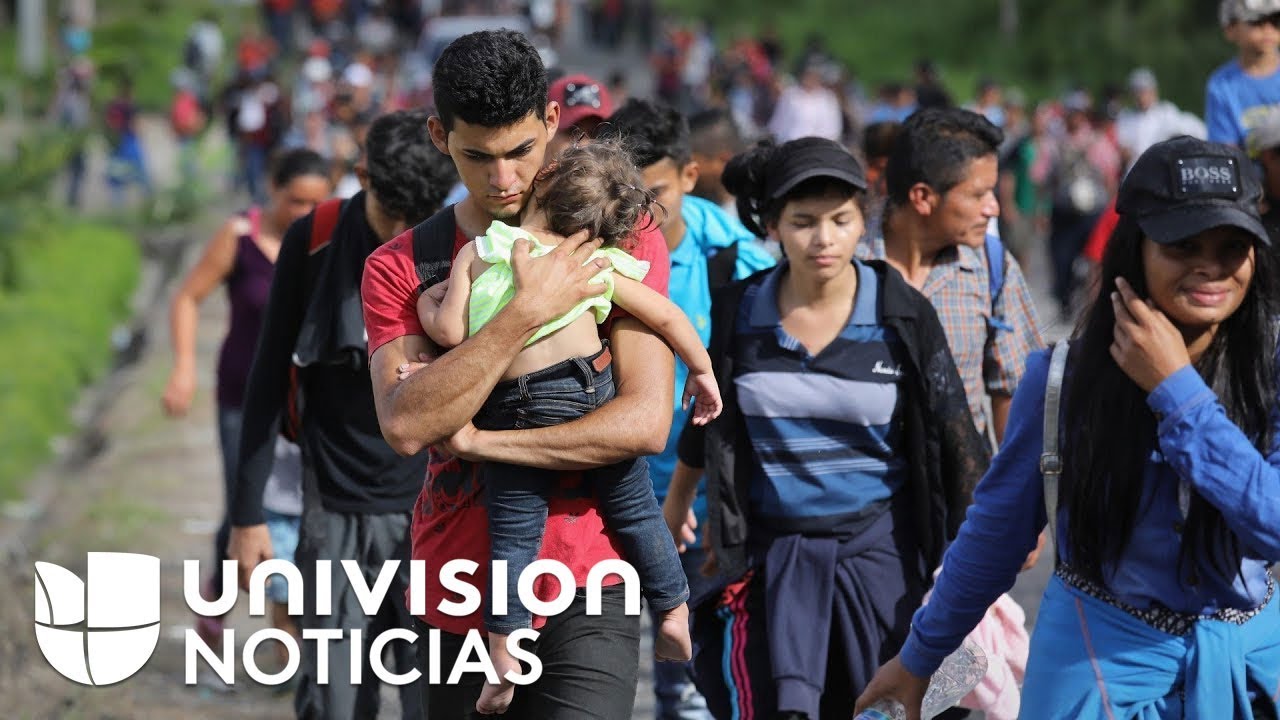 Caravana de migrantes hondureños continúa su camino hacia EEUU pese a altercados en Guatemala