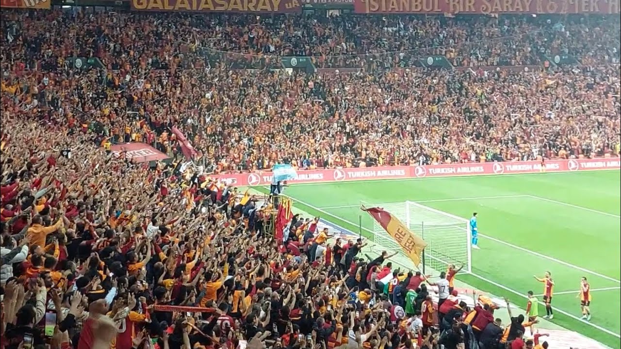 İCARDİ GOLÜ ATIYOR AŞKIN OLAYIM STADI İNLETİYOR! (Galatasaray-Fenerbahçe tribün çekim)