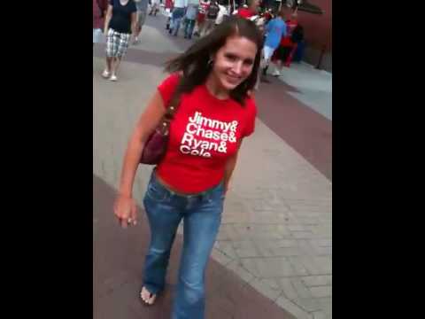 CarlaKnows Hot Tees
