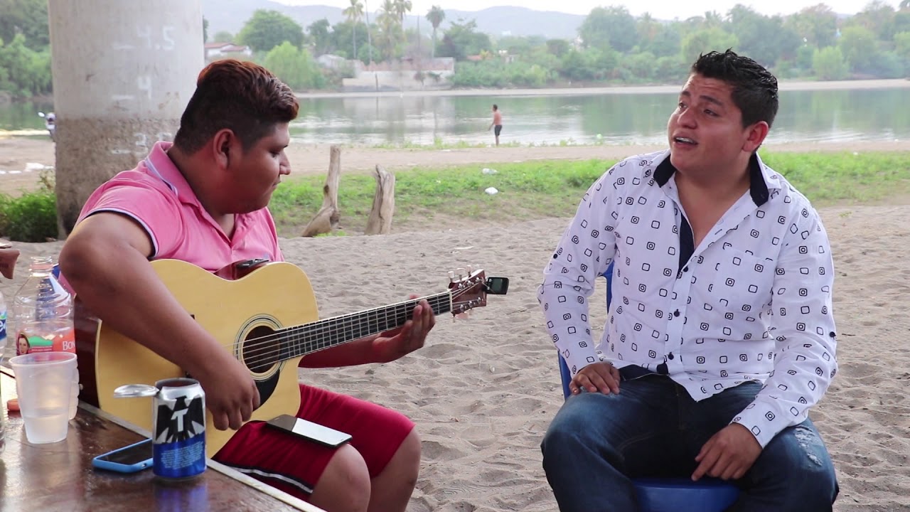 Carlos Alberto Pineda Carreño - En Camara Lenta [En El Rio] Coyuca De Catalan Gro. 2019