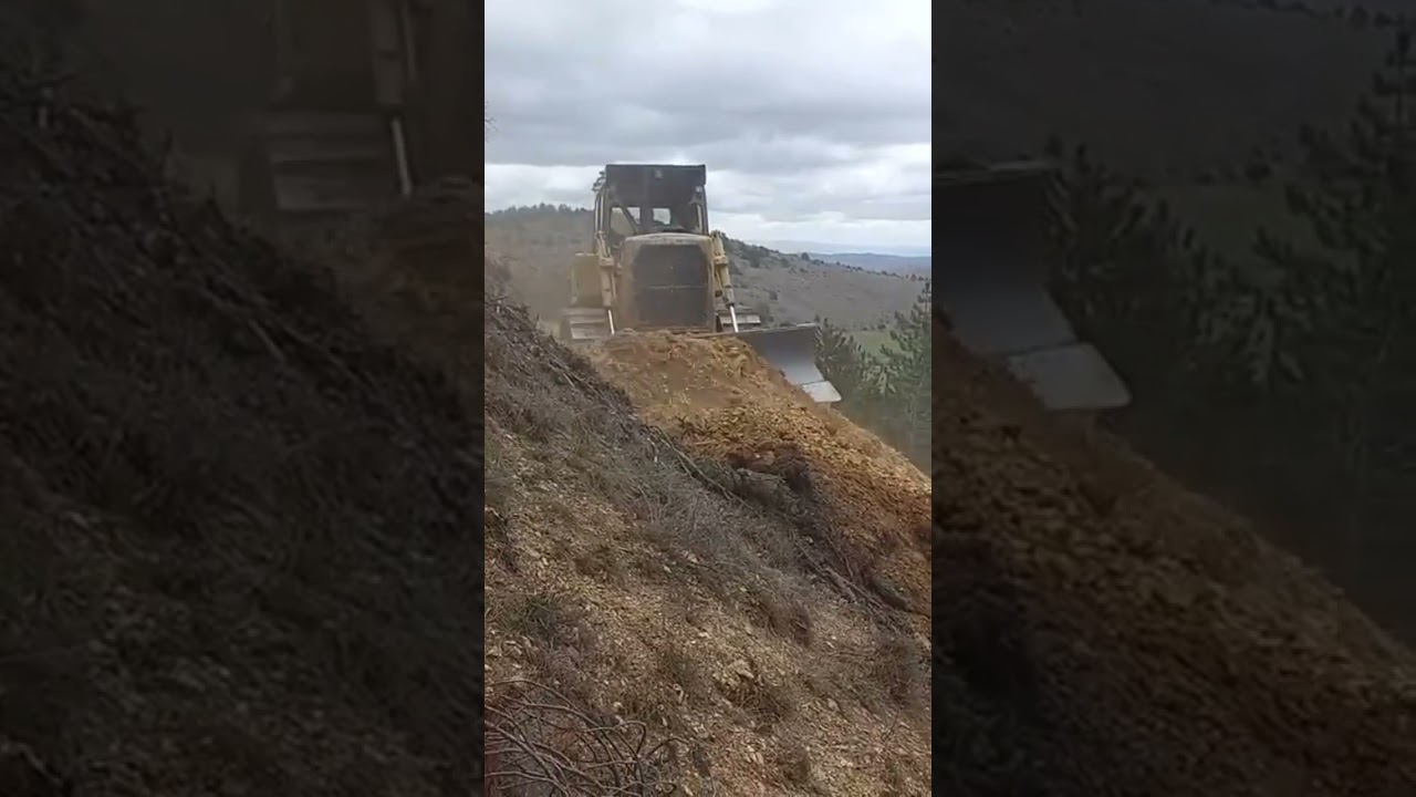 cat d7 orman canavarı #shorts #keşfet #buldozer #nasılyapılır #dozer #cat #komatsu