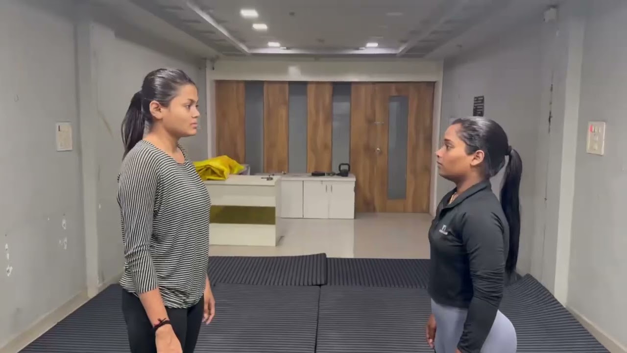 Catfight full aggression leena VS Jagruti ￼￼😱🫡