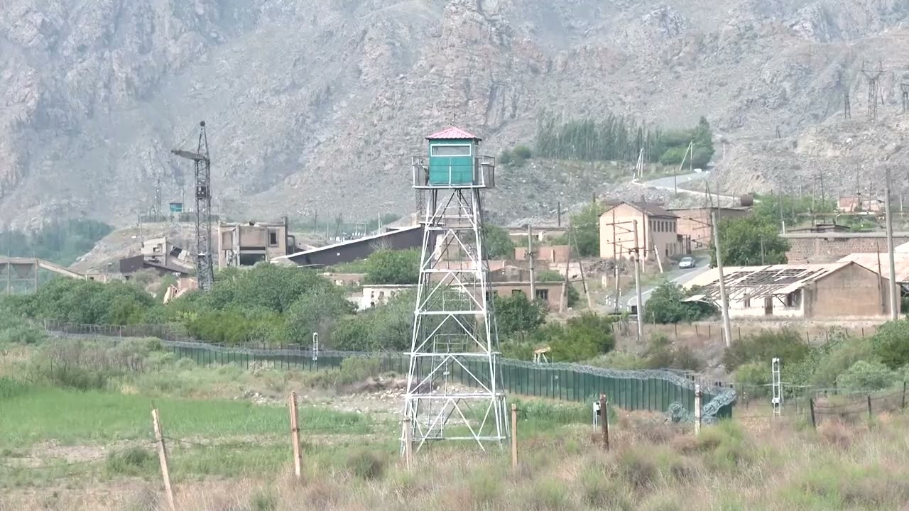 Ceasefire violations on Armenia, Azerbaijan border bring war fears | REUTERS