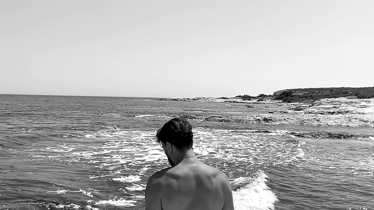Cem Adrian - Yalnız Adam (Official Video)