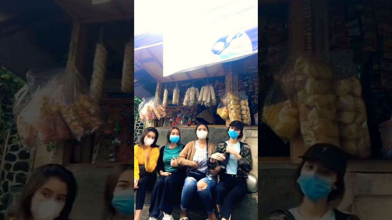 Cewek baju hijau yang lagi viral