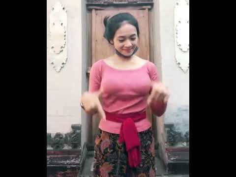 Cewek Bali T0GE Ngecap Bikin halu jogetnya