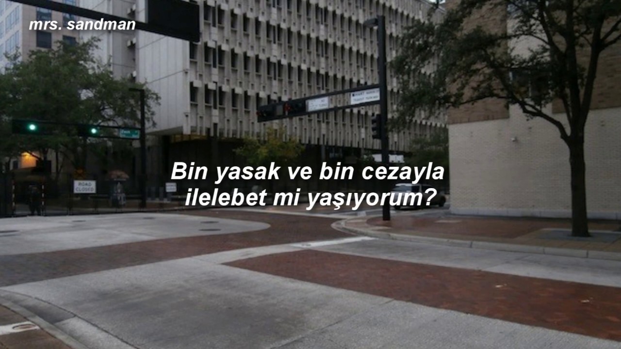 Ceza- Neyim Var Ki feat. Sagopa Kajmer (Lyrics)