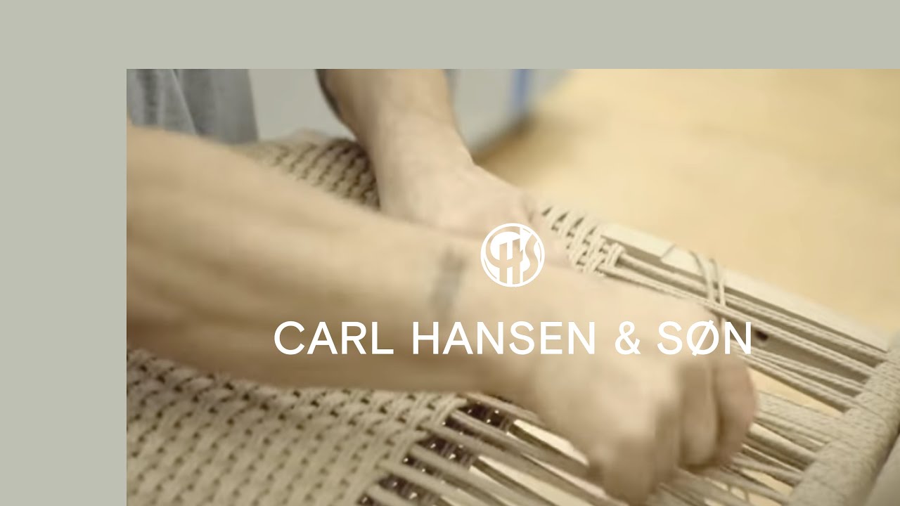 CH25 Lounge Chair | Designed by Hans J. Wegner