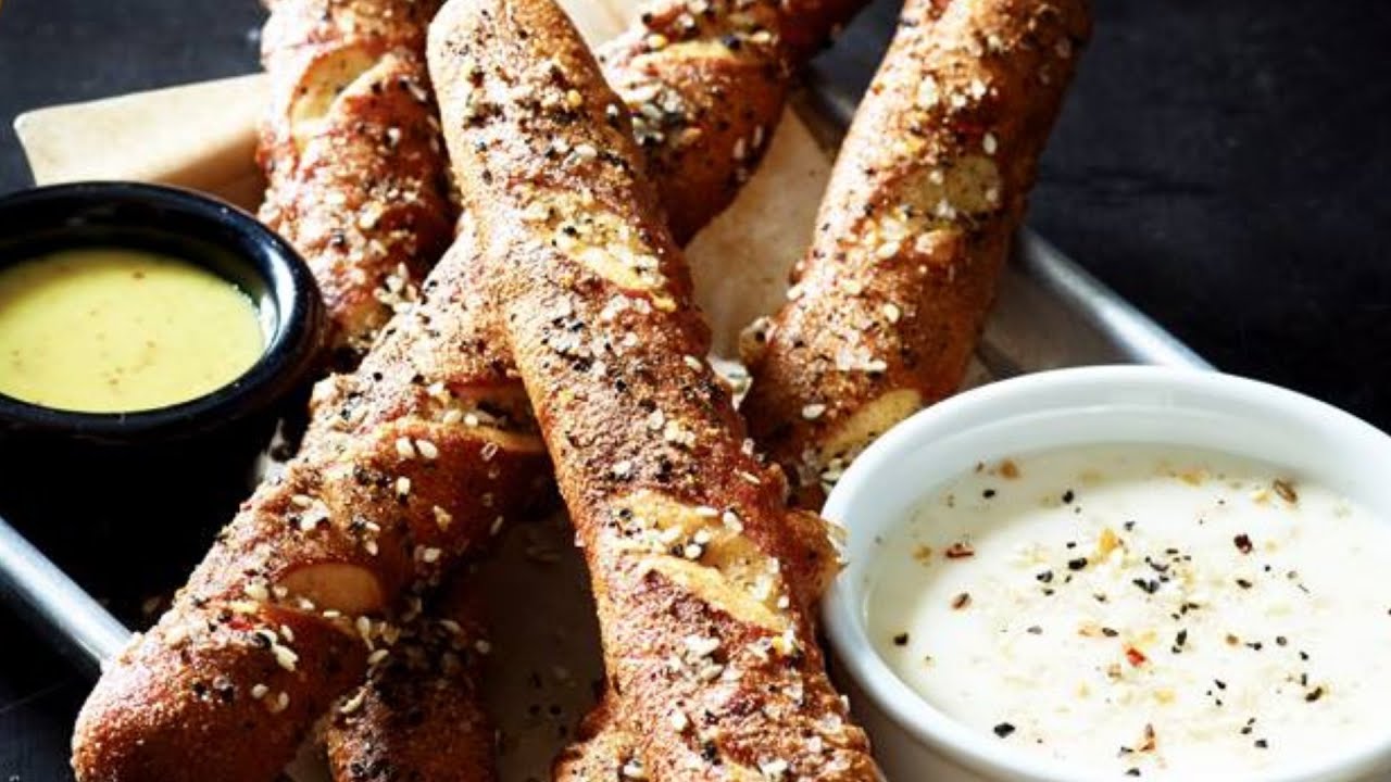 Chain Restaurant Breadsticks Ranked From Worst To Best