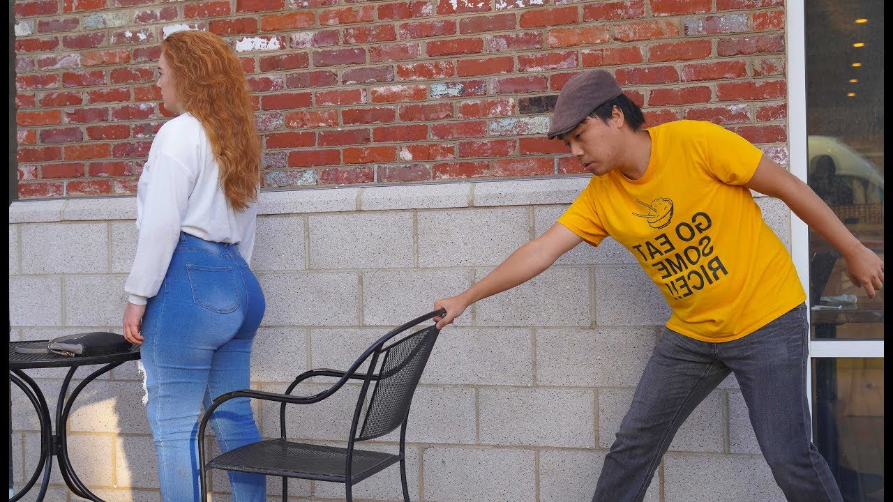Chair Pulling Prank in Memphis!!!