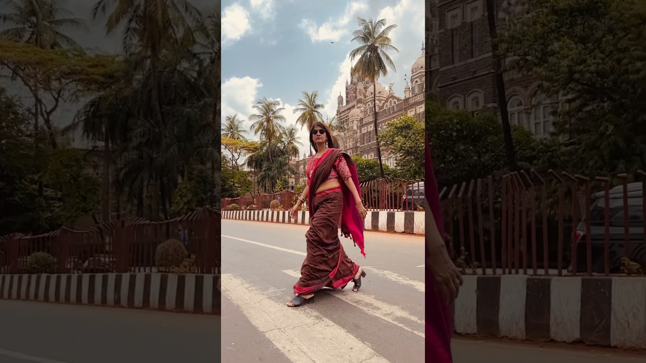 Chand sitare  karte 💙 #slowmo #walk #street #vintage #mumbai #saree #bollywood #shorts #ytube #yt