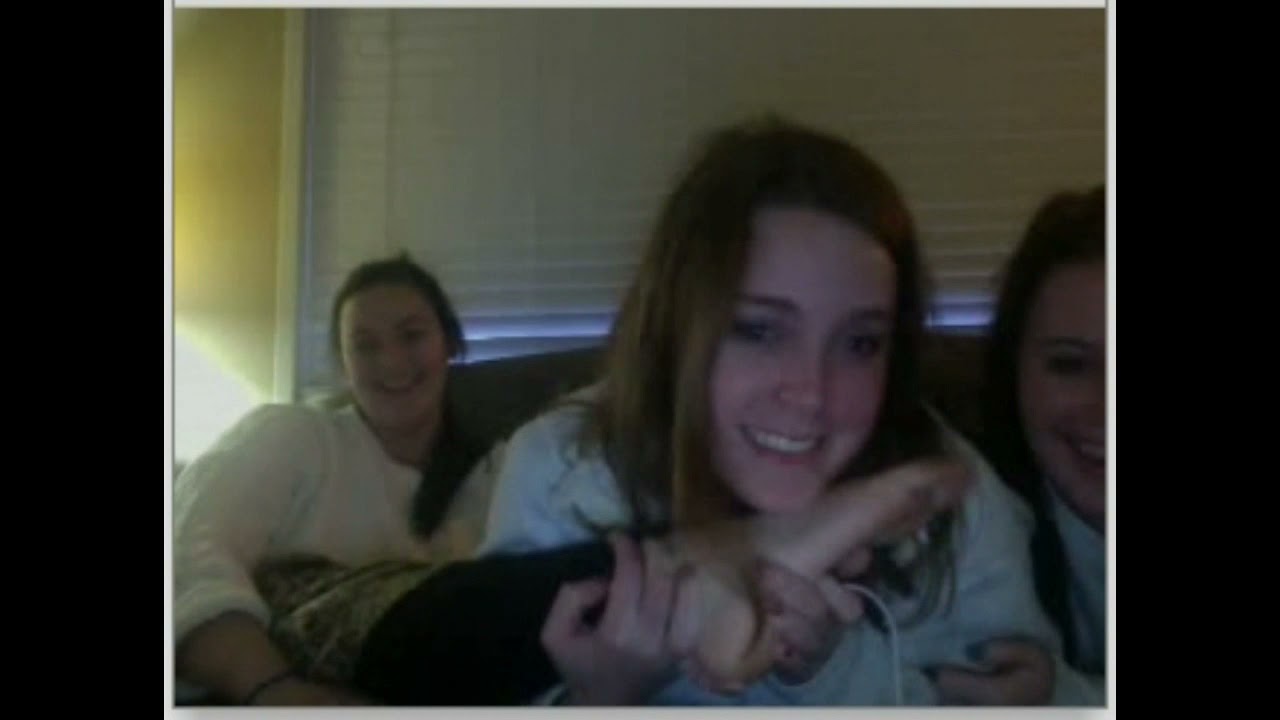 Chatroulette girls feet 168