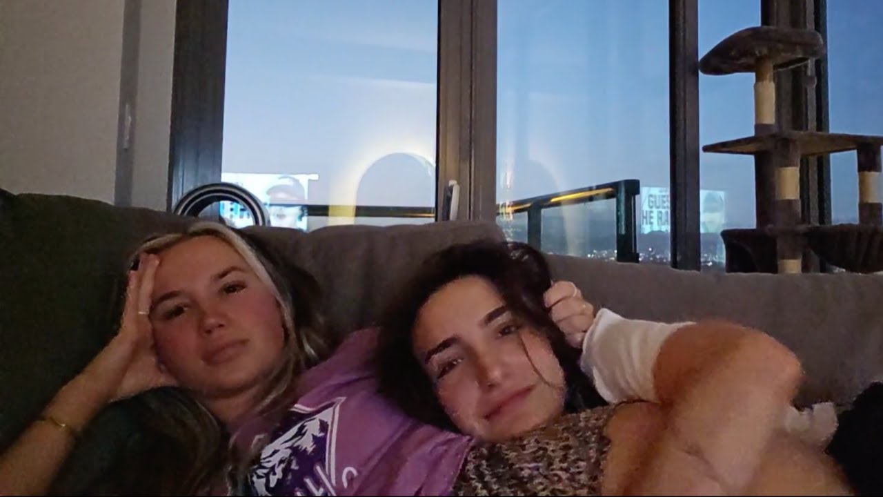 CHATTING ON THE COUCH (June 21)