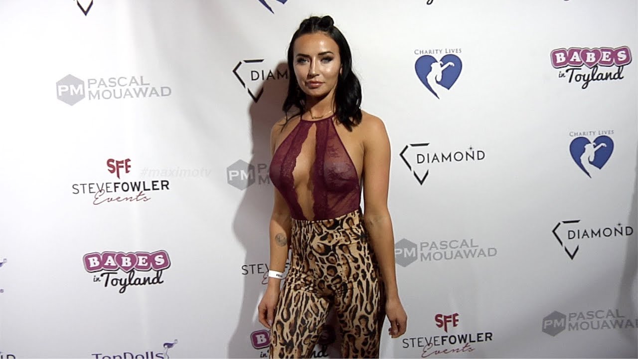 Cherrel Riana 2018 Babes in Toyland 