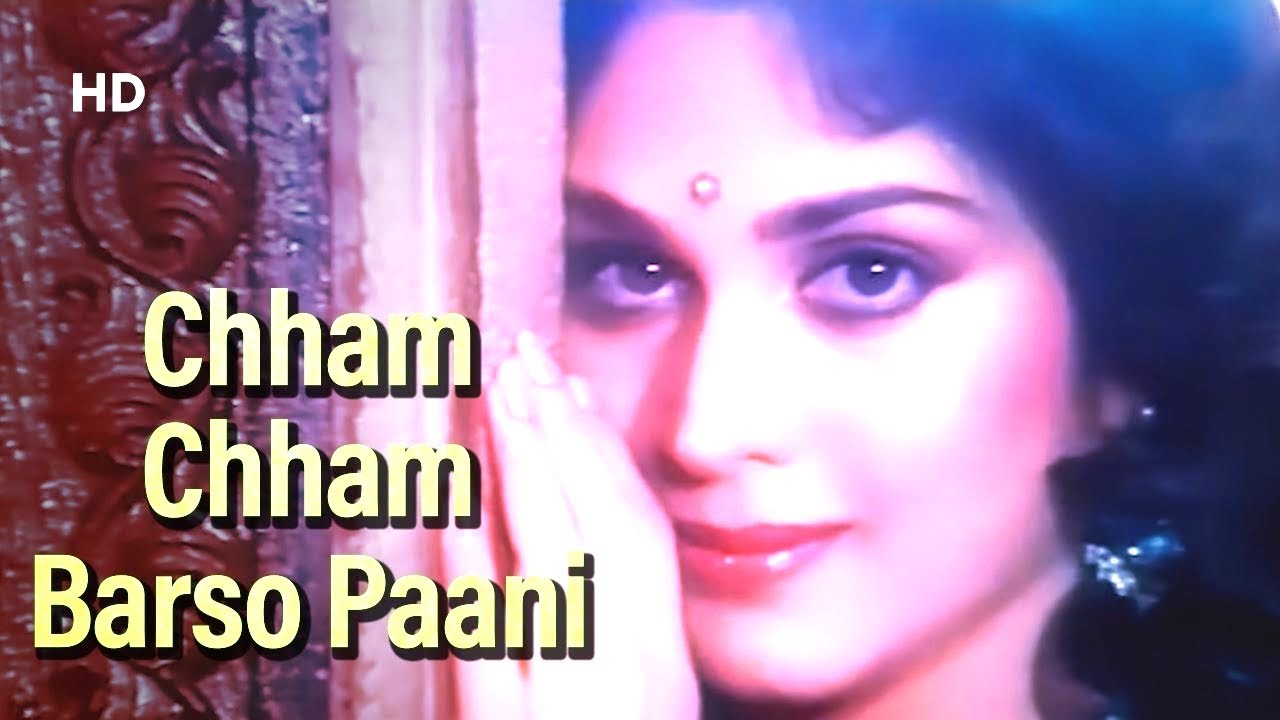 Chham Chham Barso Paani   Kshatriya 1993   Meenakshi Sheshadri   Vinod Khanna   Romantic Song