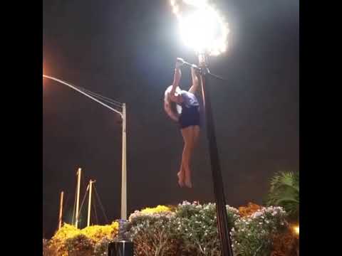 Chica ´Equilibrista´