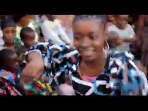Chura mtaani uchi wa mnyama tazama mpaka mwisho