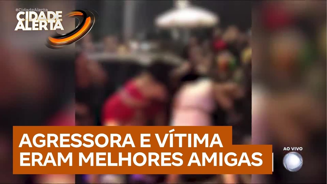 Ciúmes de amiga: briga entre mulheres em baile funk deixa jovem de 18 anos em coma